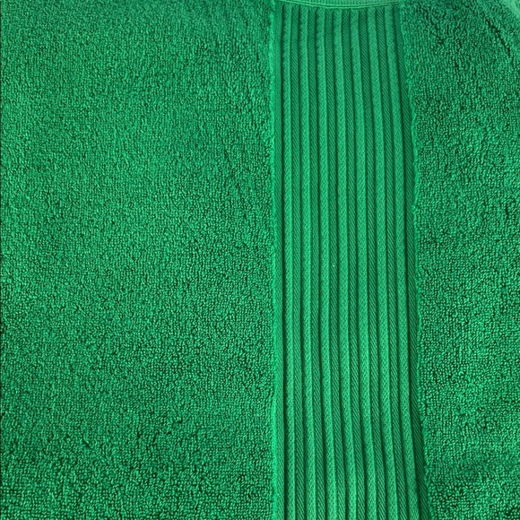Kate Spade Bath Towel Set Vibrant Green Cotton Soft Plush Set of  2 NEW - Picture 6 of 9